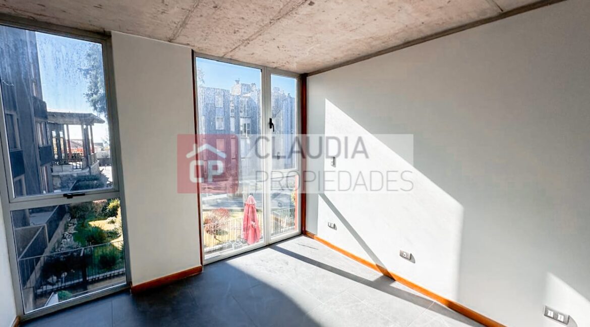 WhatsApp Image 2025-11-21 at 13.35.01 (1)