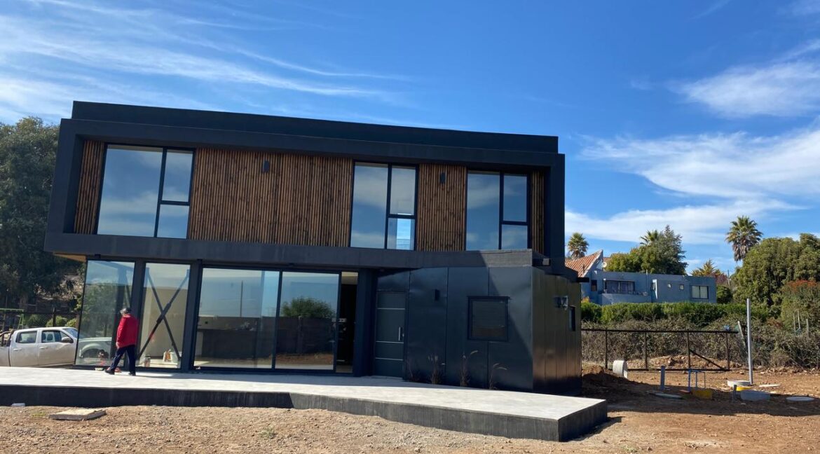 ec90c55f-5a16-4df7-95b2-92c88e82d43f