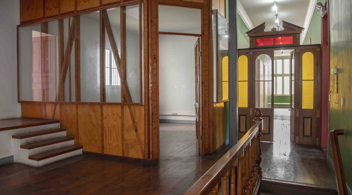 pasillo y sala reuniones, 2º piso